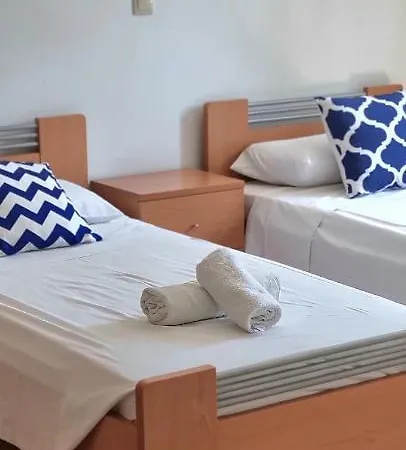 Zafeiris * Livadia (Tilos)