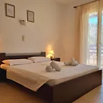 Zafeiris * Livadia (Tilos)
