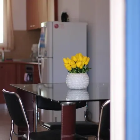 Zafeiris Апартаменты Ливадия