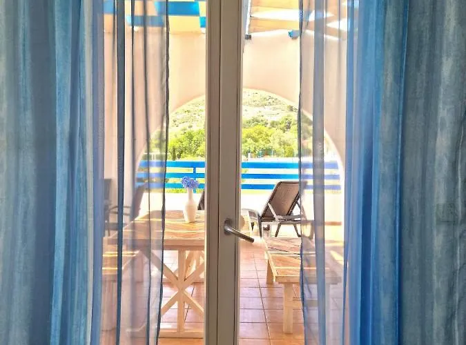 Daire Zafeiris Livadia (Tilos)